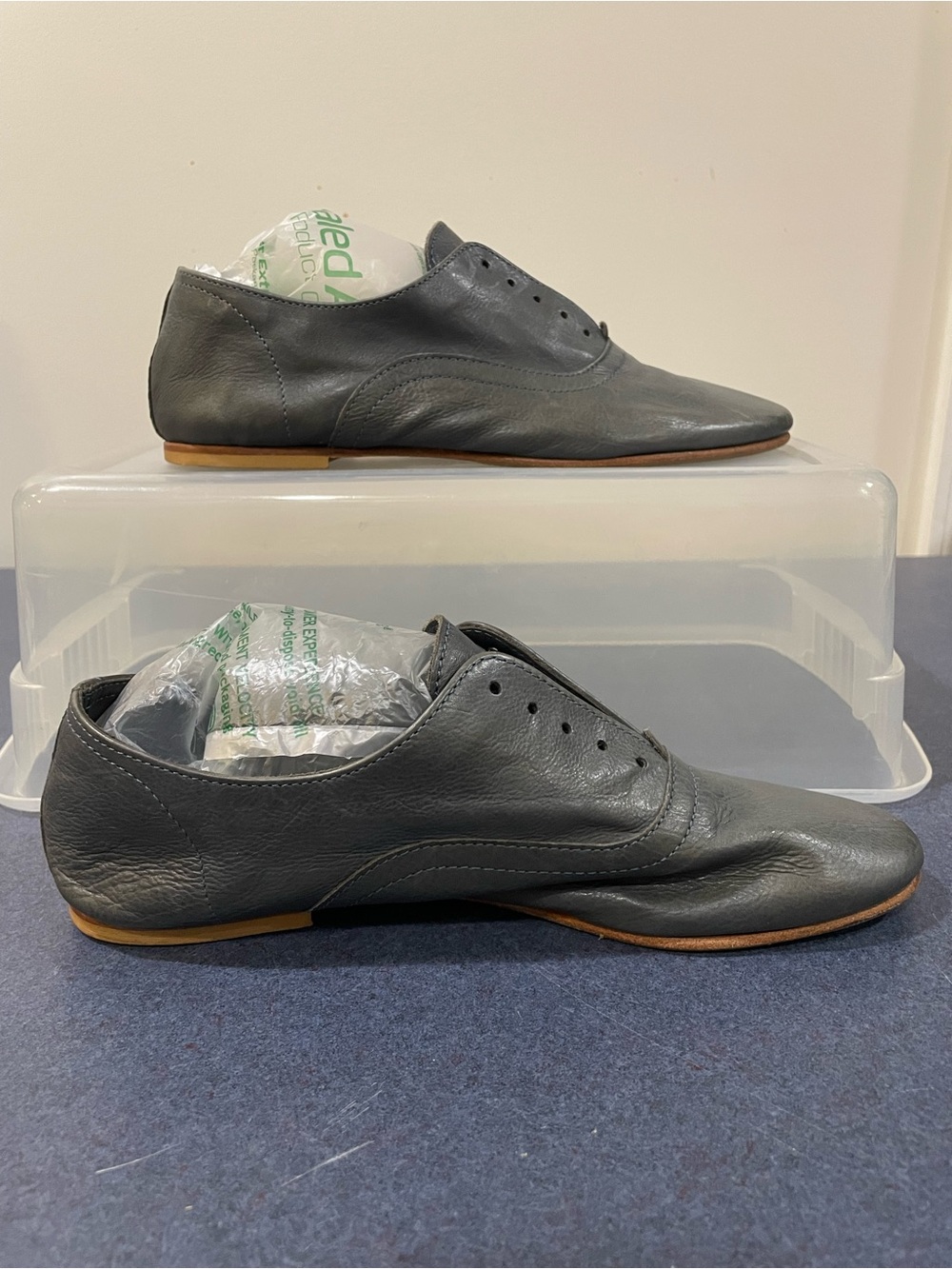 Women’s Boemos Gray Leather Laceless Flats Size 36 Dress Shoes